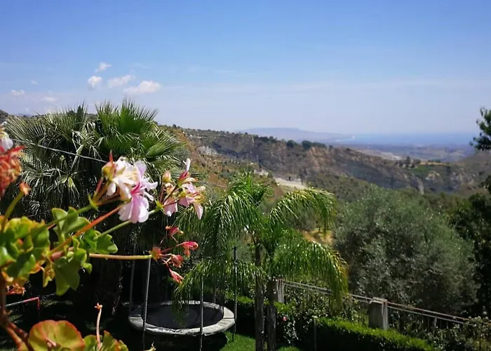 Bellavista 乡村民宿 *